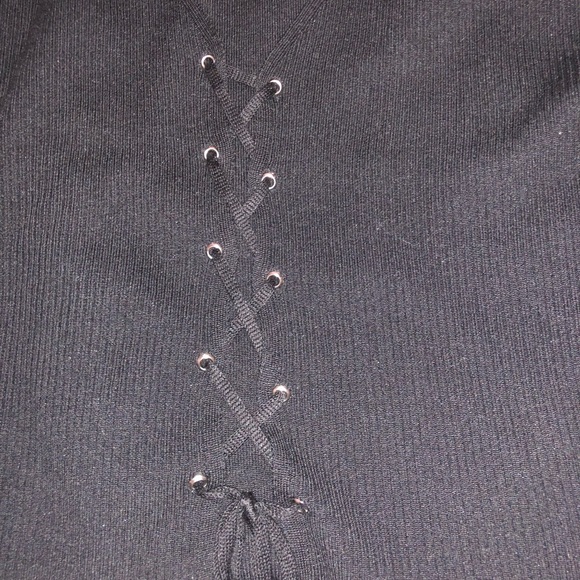 Black shirt. Size 2XL super soft and stretchy fabric - Picture 2 of 4